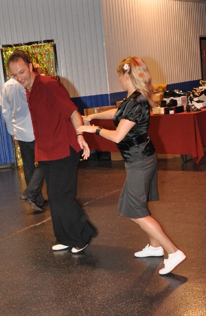 min 2008 11 08 fous swing 282